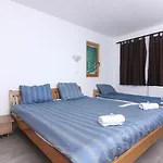 Like 塞拉耶佛