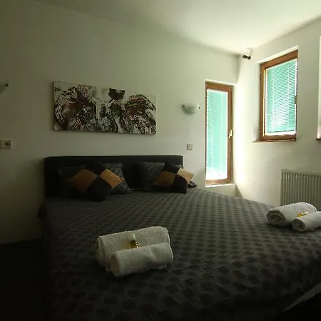 Like Guest house 2*